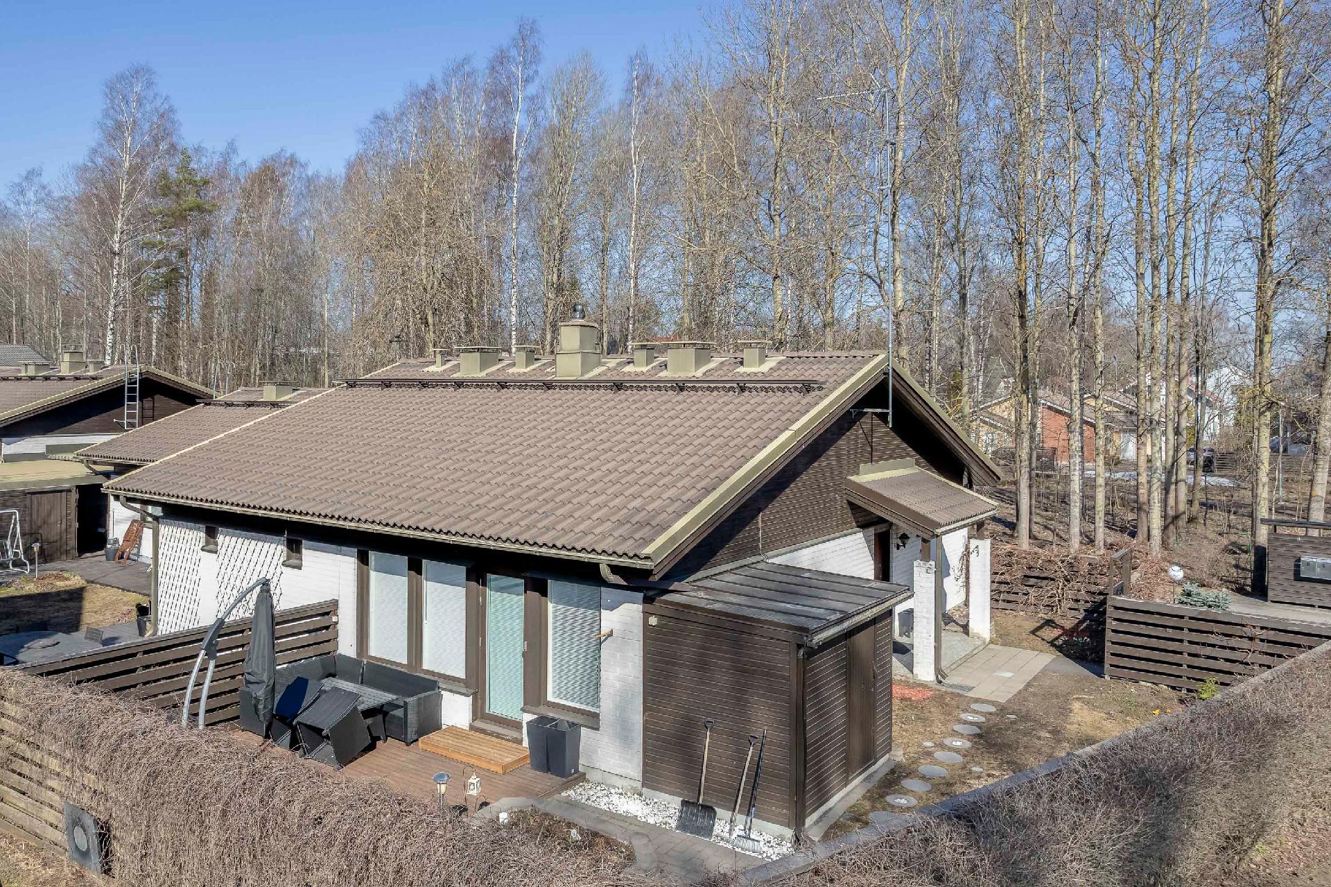 Saramäentie 26, Paloheinä, Helsinki