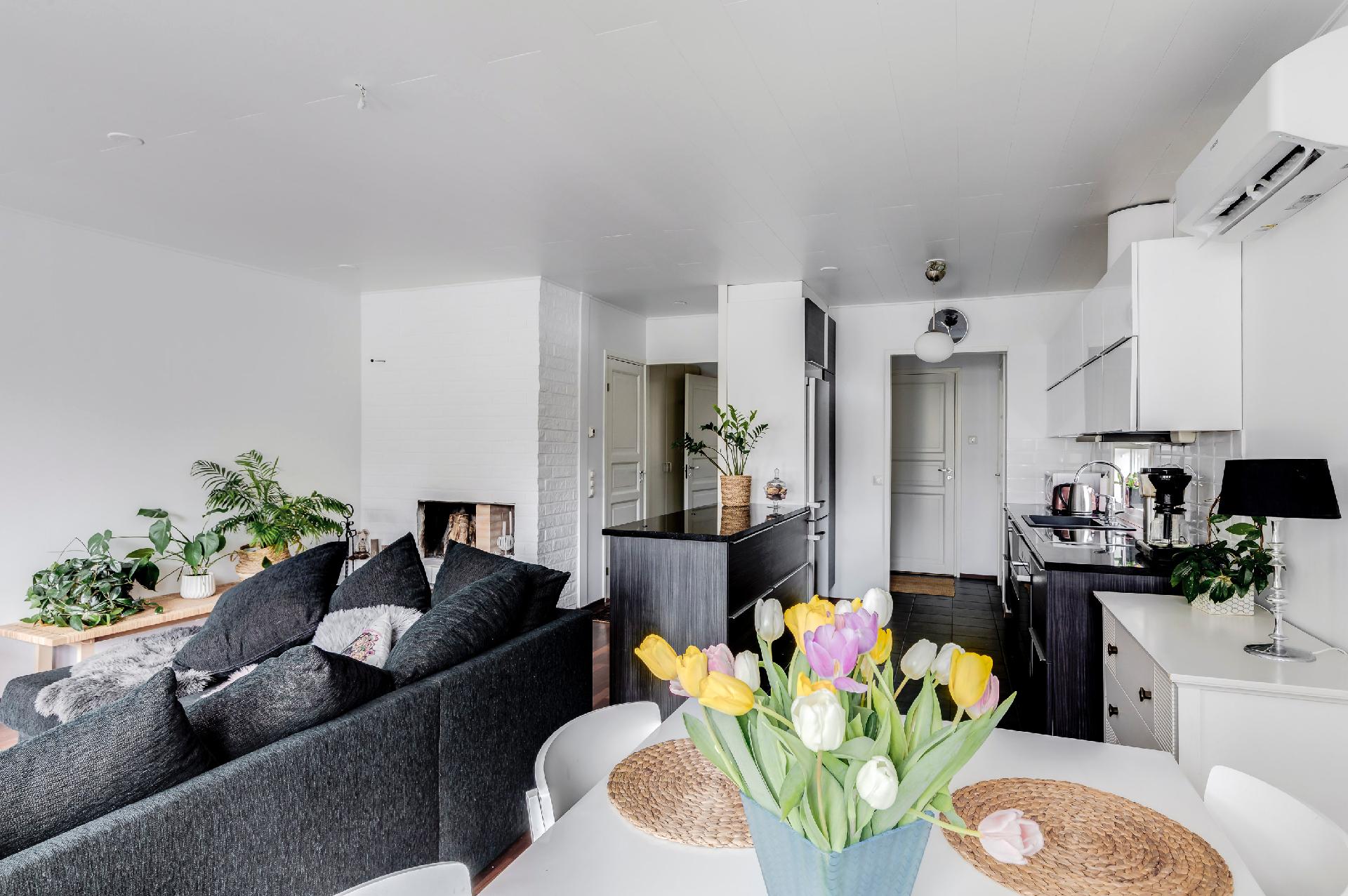 Saramäentie 26, Paloheinä, Helsinki