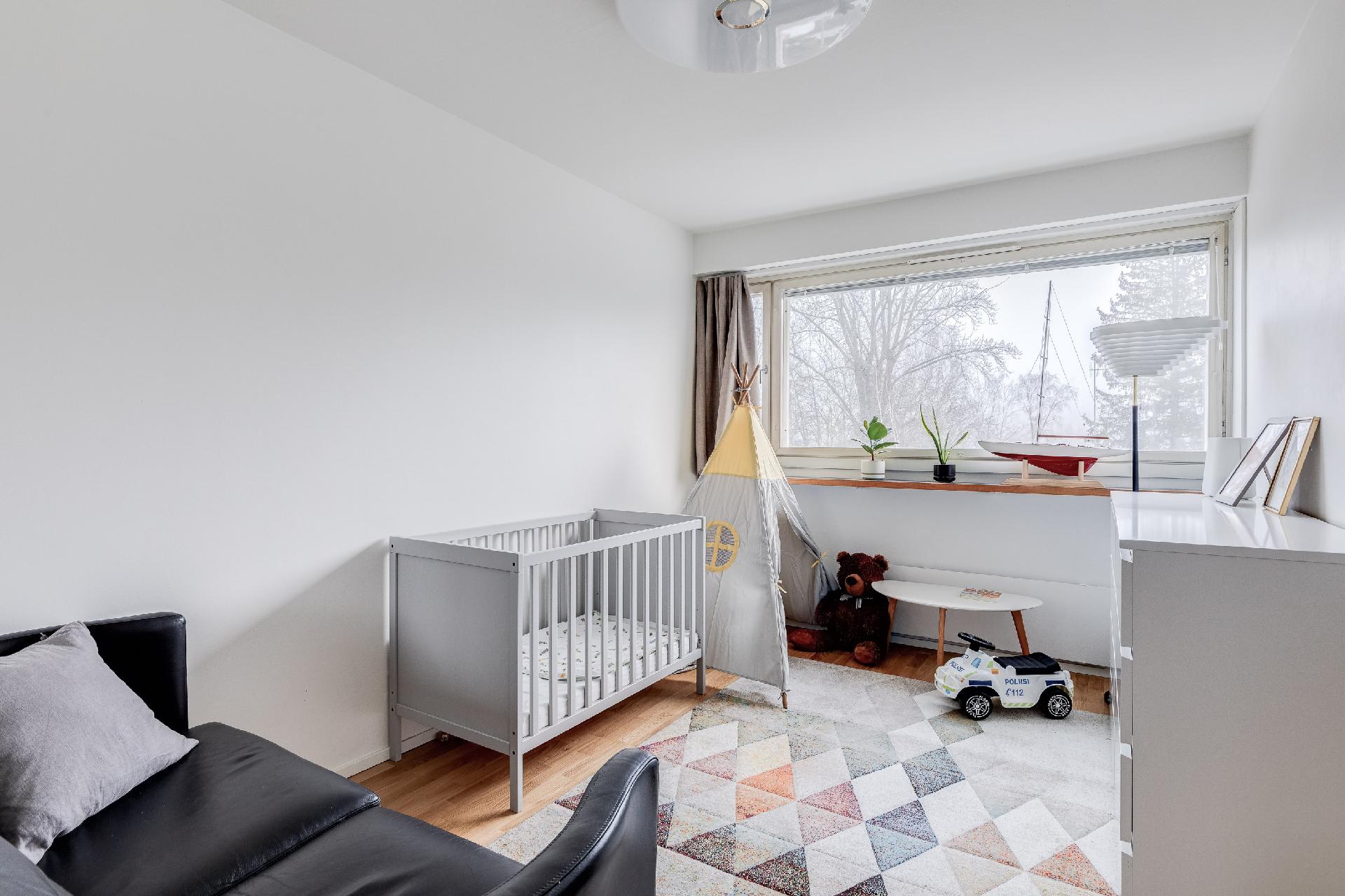 Suursuontie 6, Maunula, Helsinki