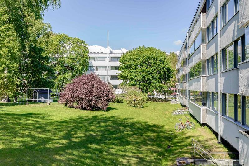 Suursuontie 6, Maunula, Helsinki