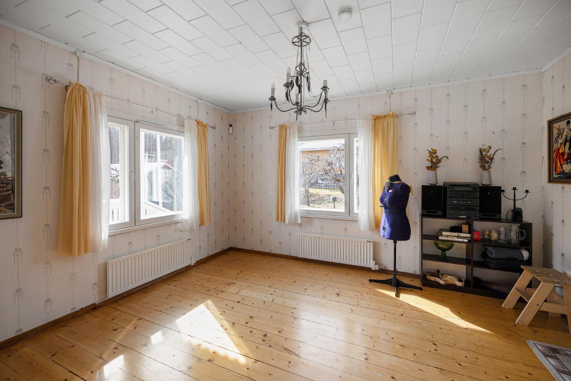 Aleksis Kiven tie 58, Sompio, Kerava