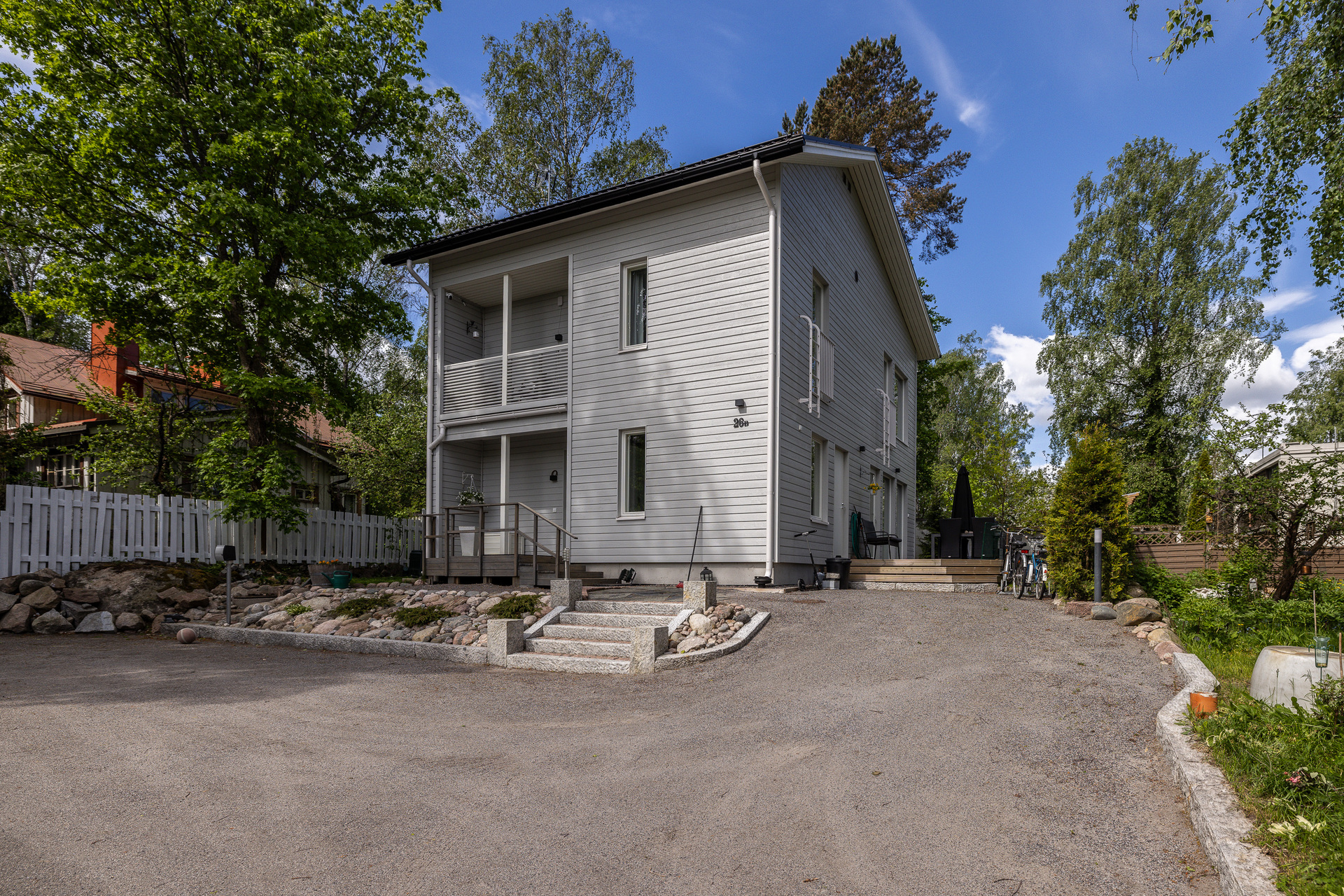 Kiviportintie 26, Vartiokylä, Helsinki