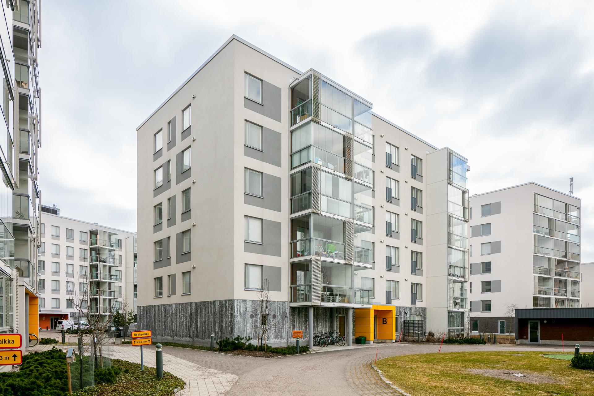 Kaarlo Sarkian katu 10, Vermonniitty, Espoo