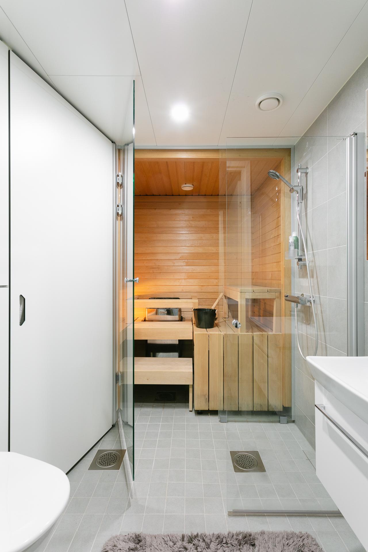 Kaarlo Sarkian katu 10, Vermonniitty, Espoo