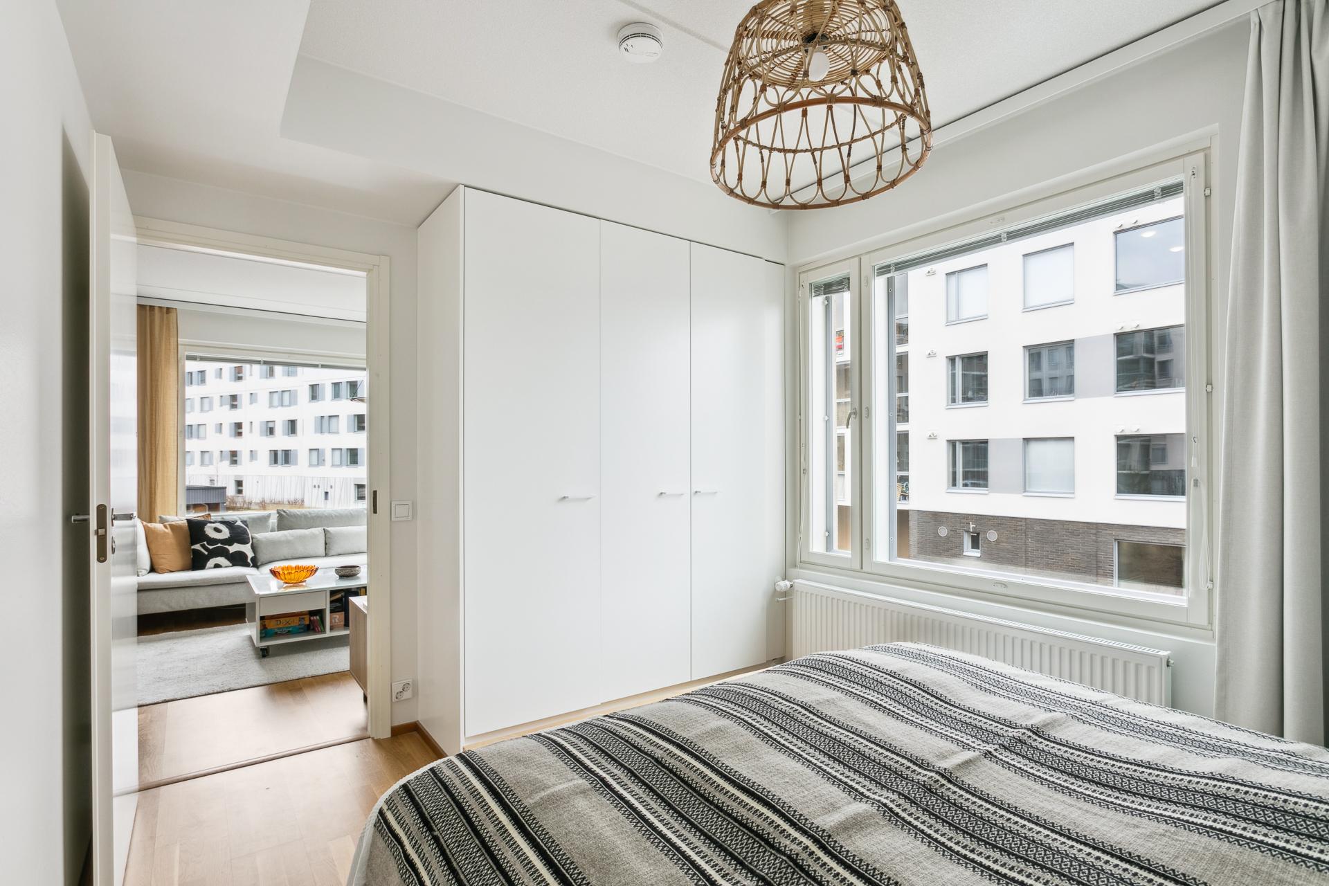 Kaarlo Sarkian katu 10, Vermonniitty, Espoo