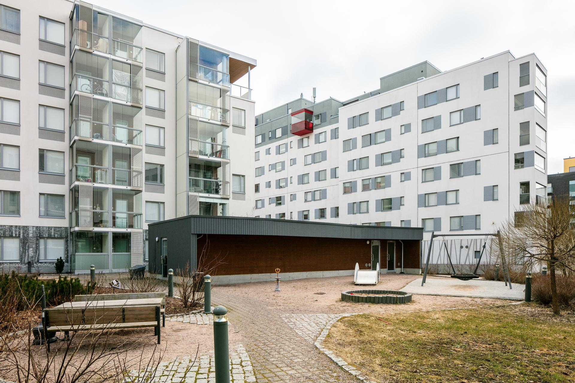 Kaarlo Sarkian katu 10, Vermonniitty, Espoo