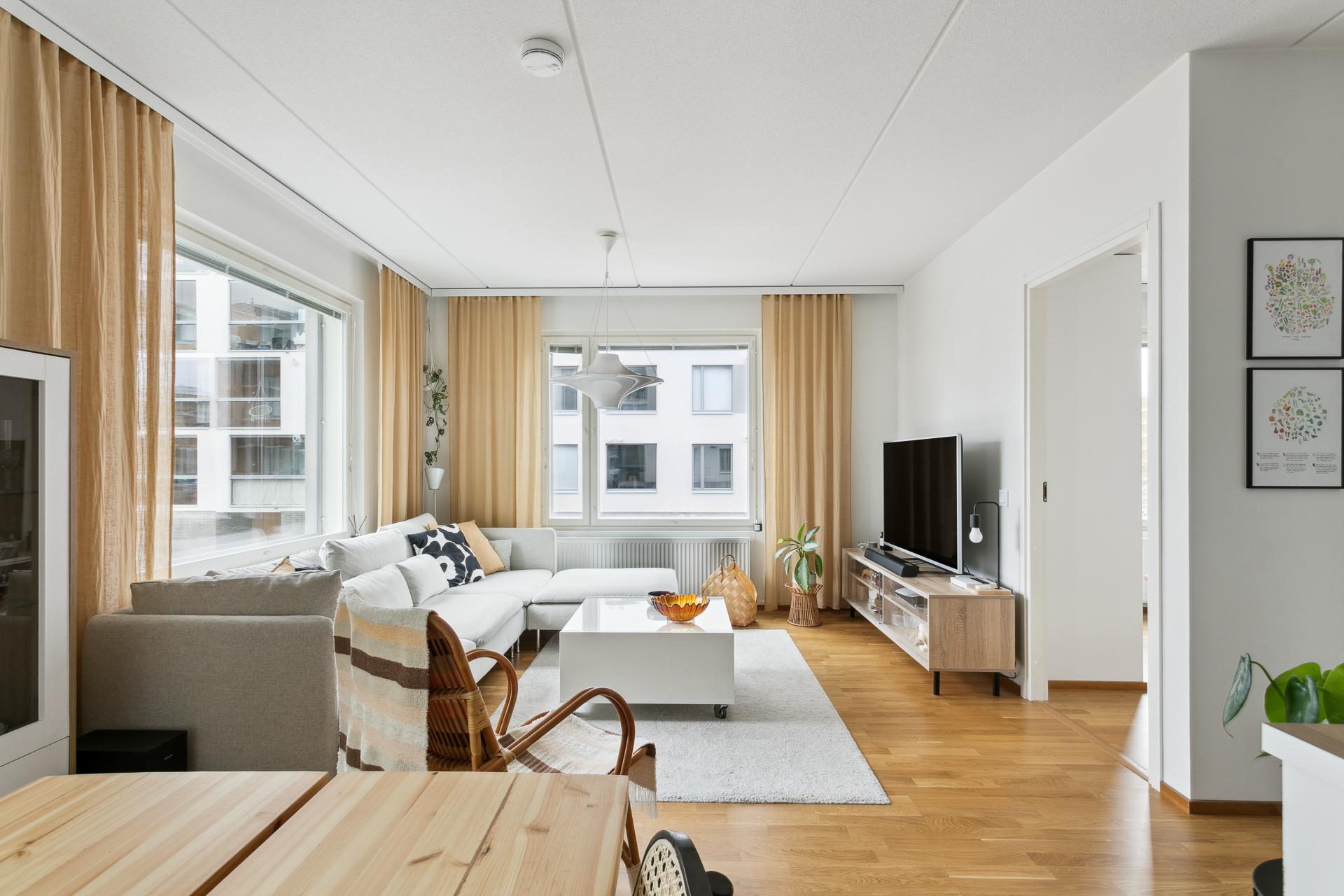 Kaarlo Sarkian katu 10, Vermonniitty, Espoo