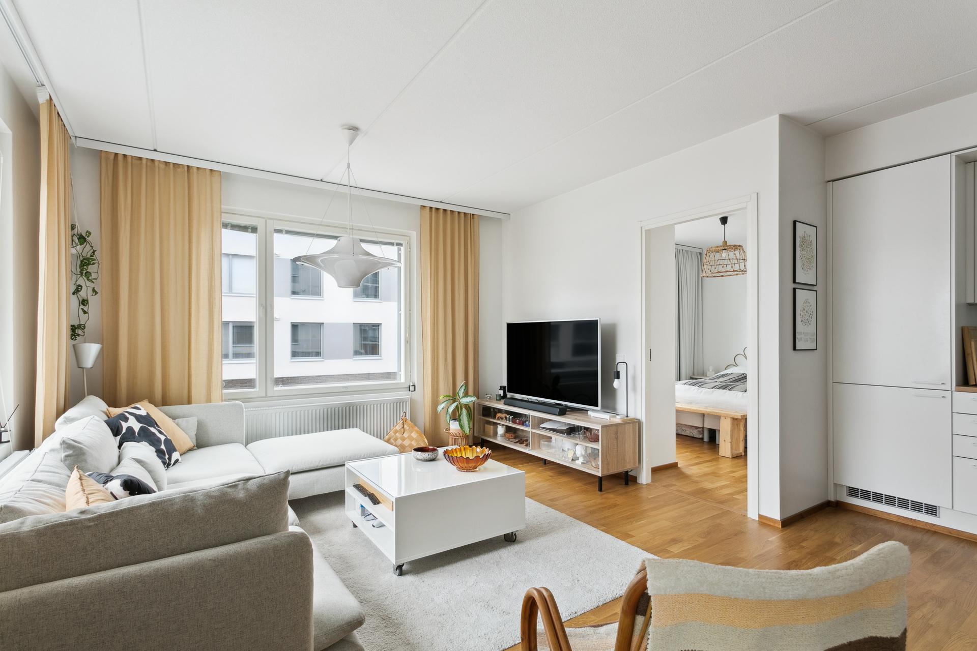 Kaarlo Sarkian katu 10, Vermonniitty, Espoo