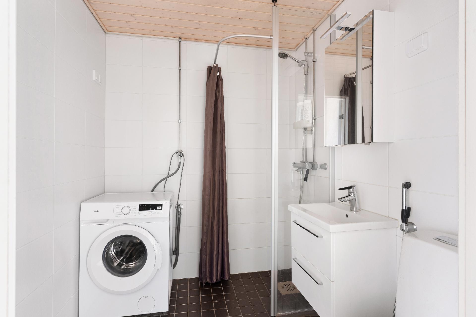 Leenankuja 2, Matinkylä, Espoo