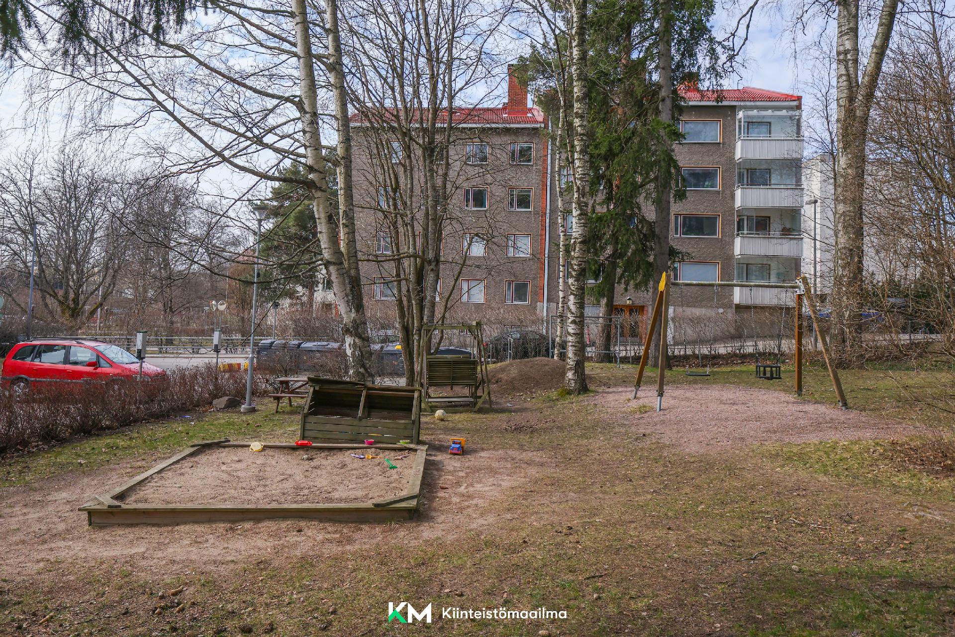 Pajalahdentie 17, Lauttasaari, Helsinki