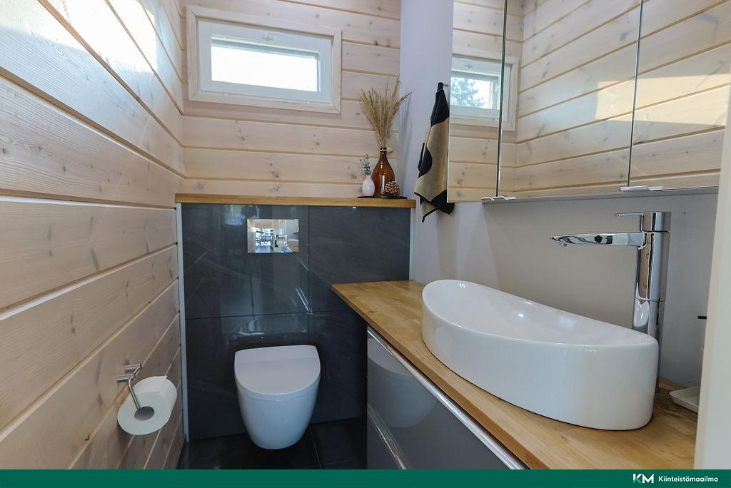 Kiviluhtantie 61, Hirvensalmi