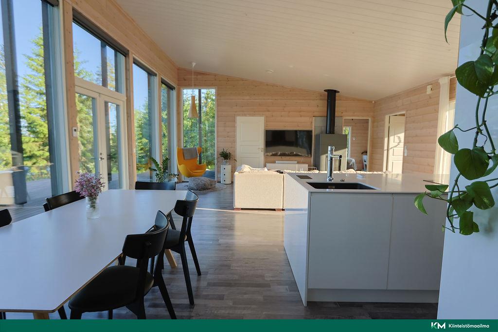 Kiviluhtantie 61, Hirvensalmi