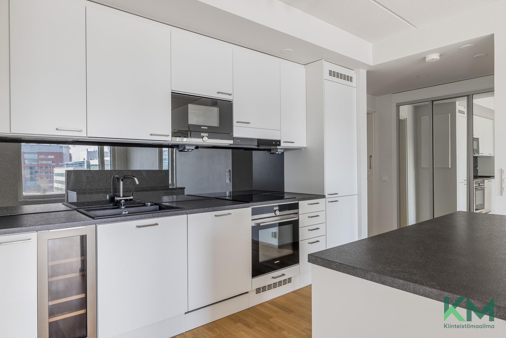 Tietäjäntie 4, Tapiola, Espoo