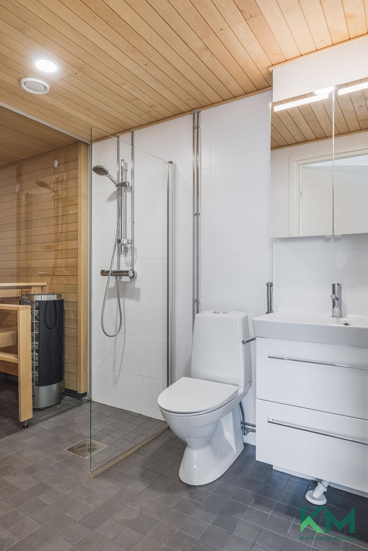 Tietäjäntie 4, Tapiola, Espoo