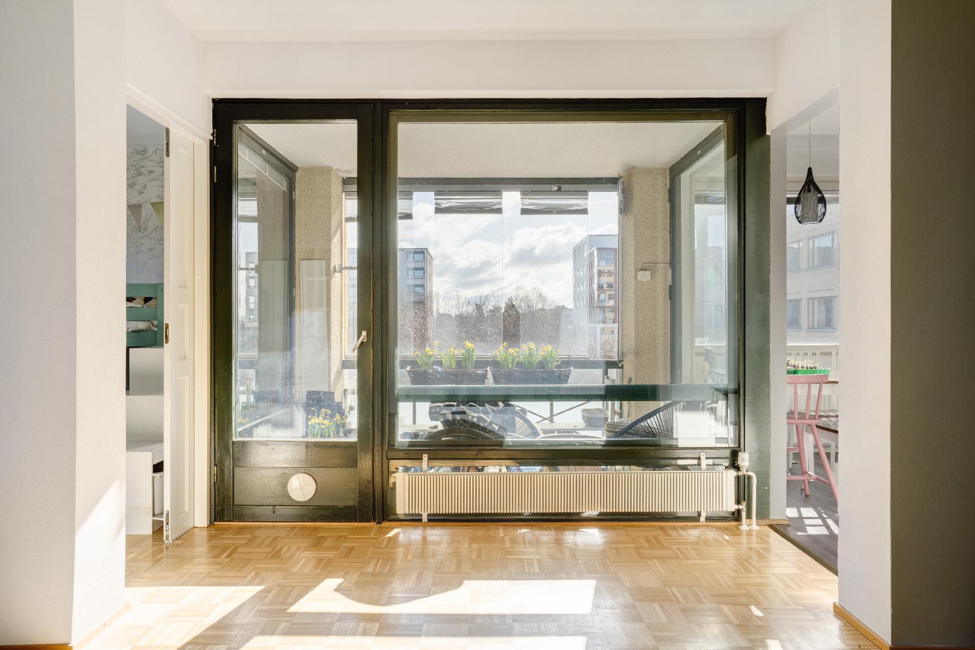 Sulkapolku 6, Pitäjänmäki, Helsinki