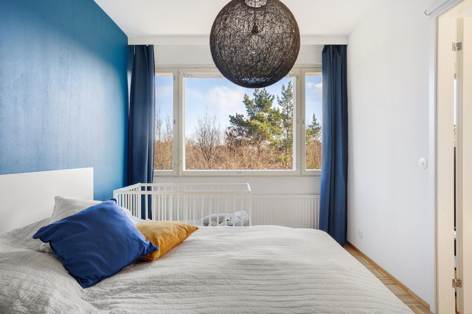 Sulkapolku 6, Pitäjänmäki, Helsinki