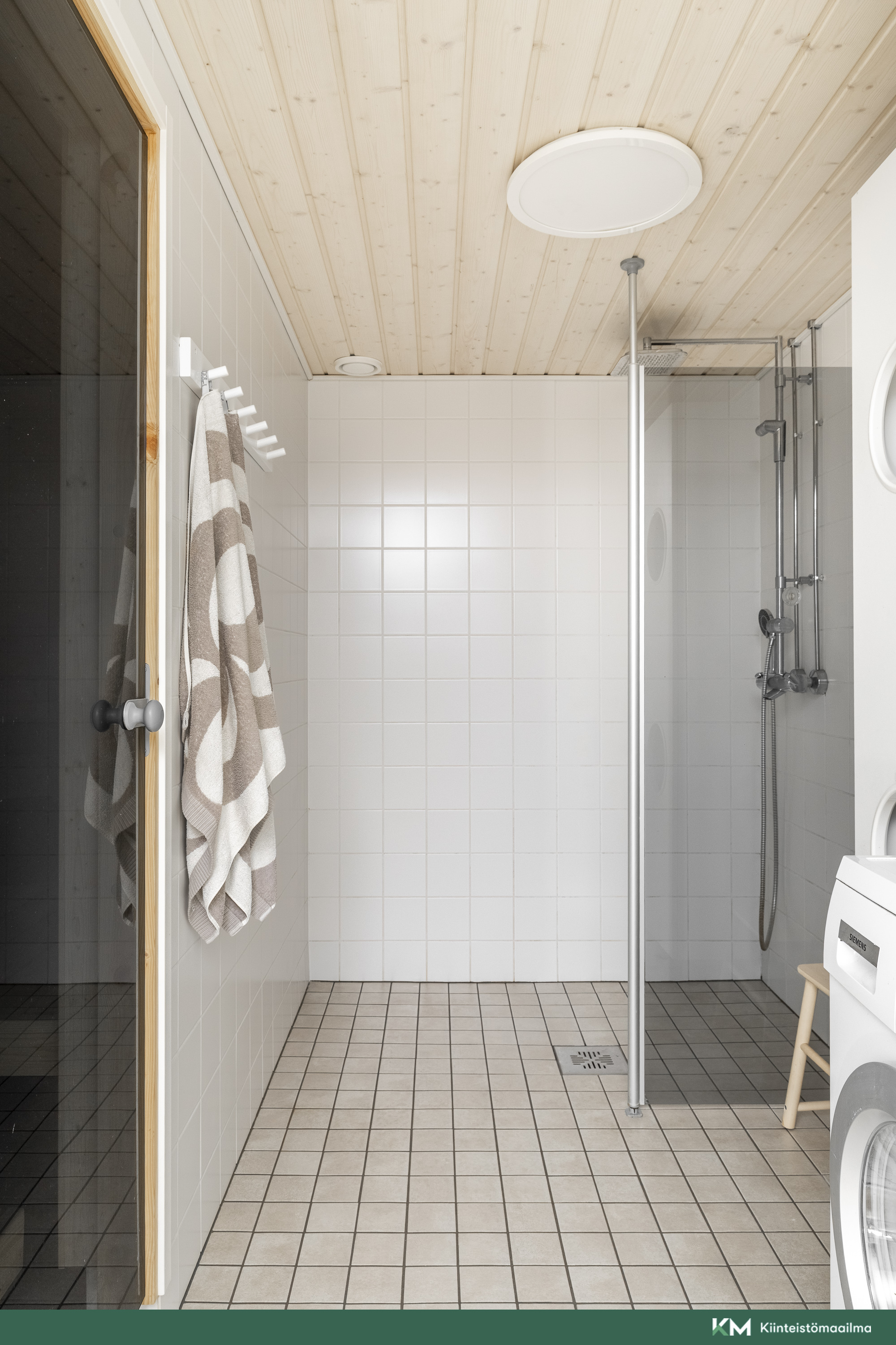 kylpyhuone/sauna