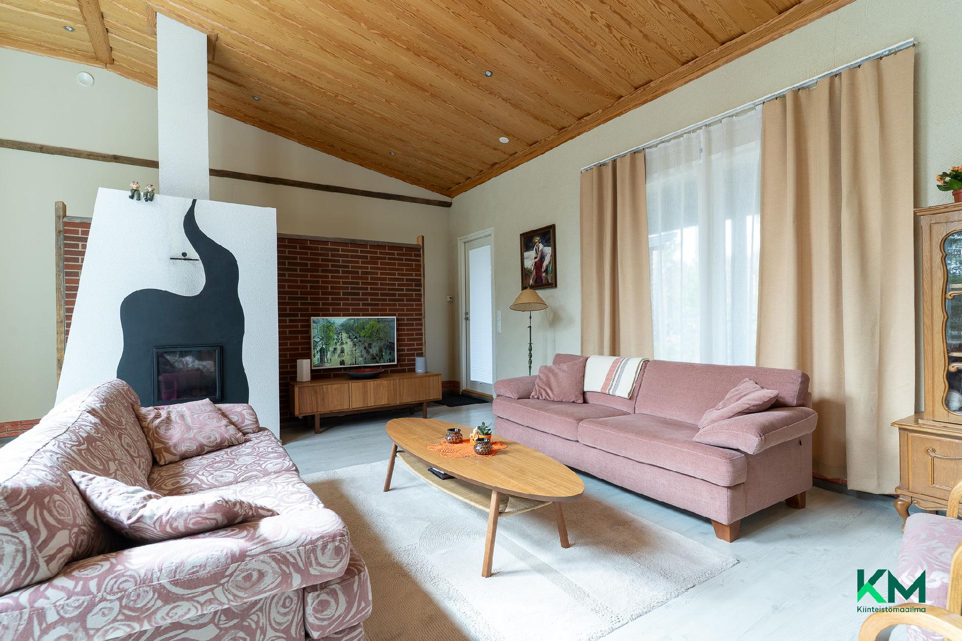 Kesäkehräntie 6, Luopioinen, Pälkäne