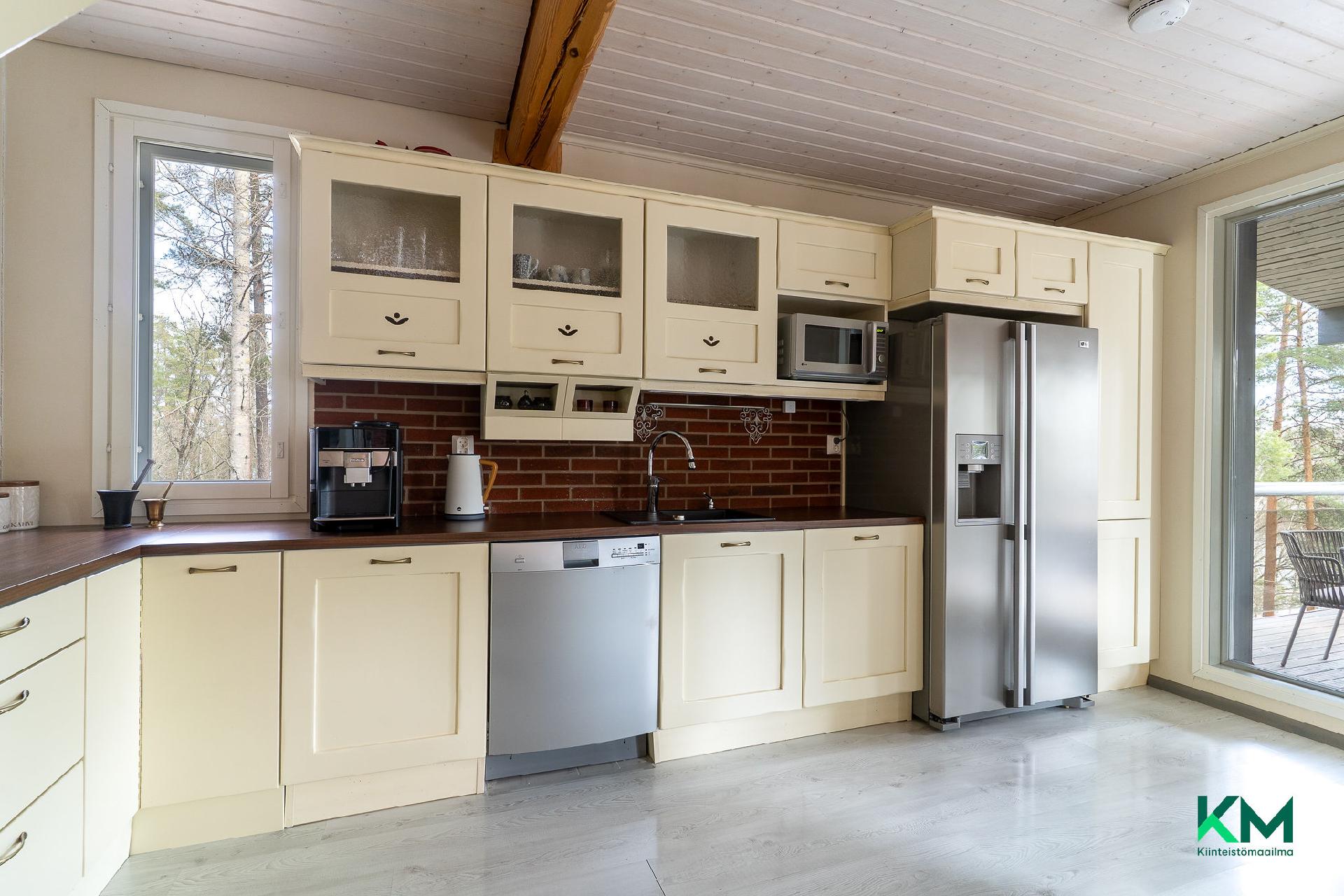 Kesäkehräntie 6, Luopioinen, Pälkäne