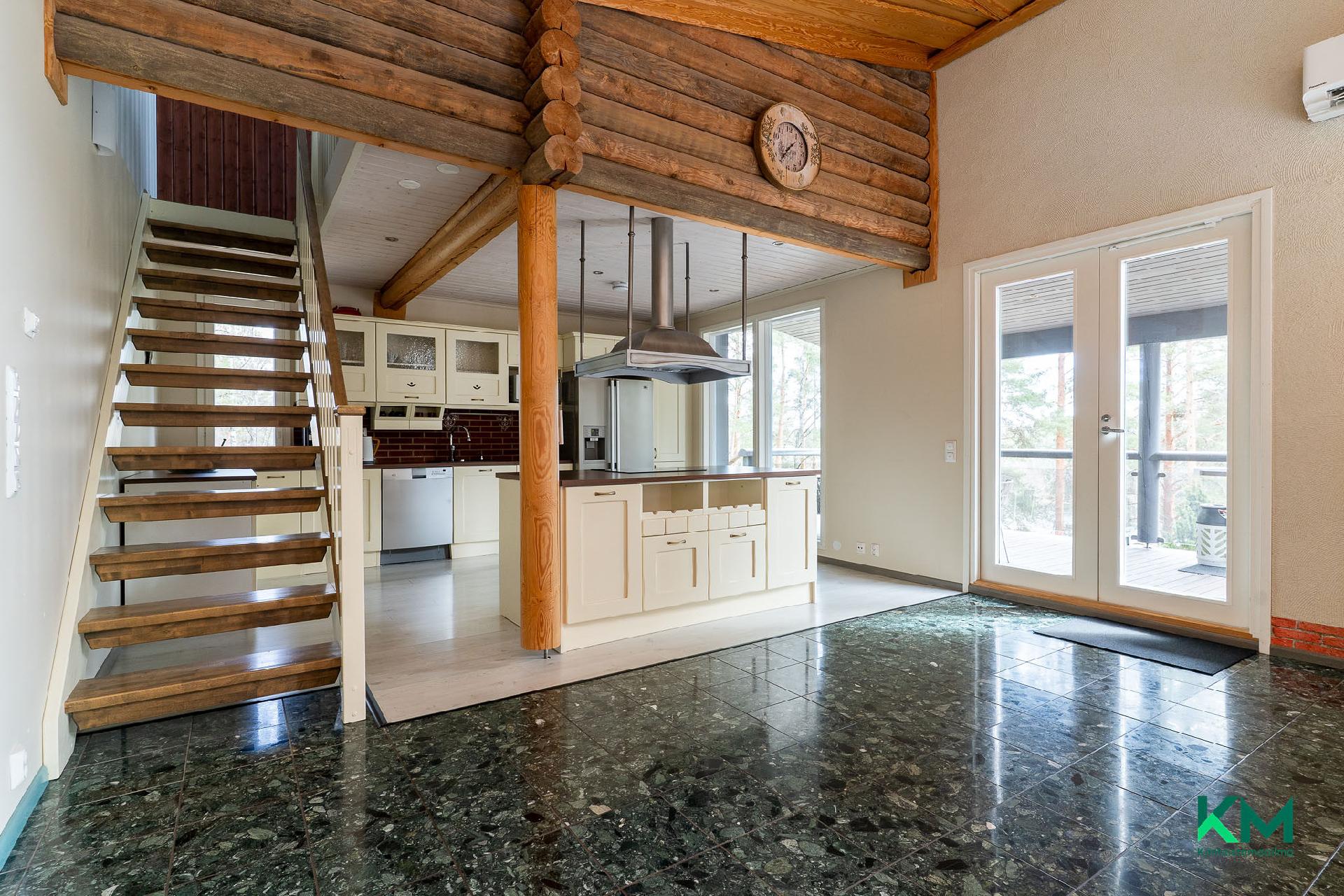 Kesäkehräntie 6, Luopioinen, Pälkäne