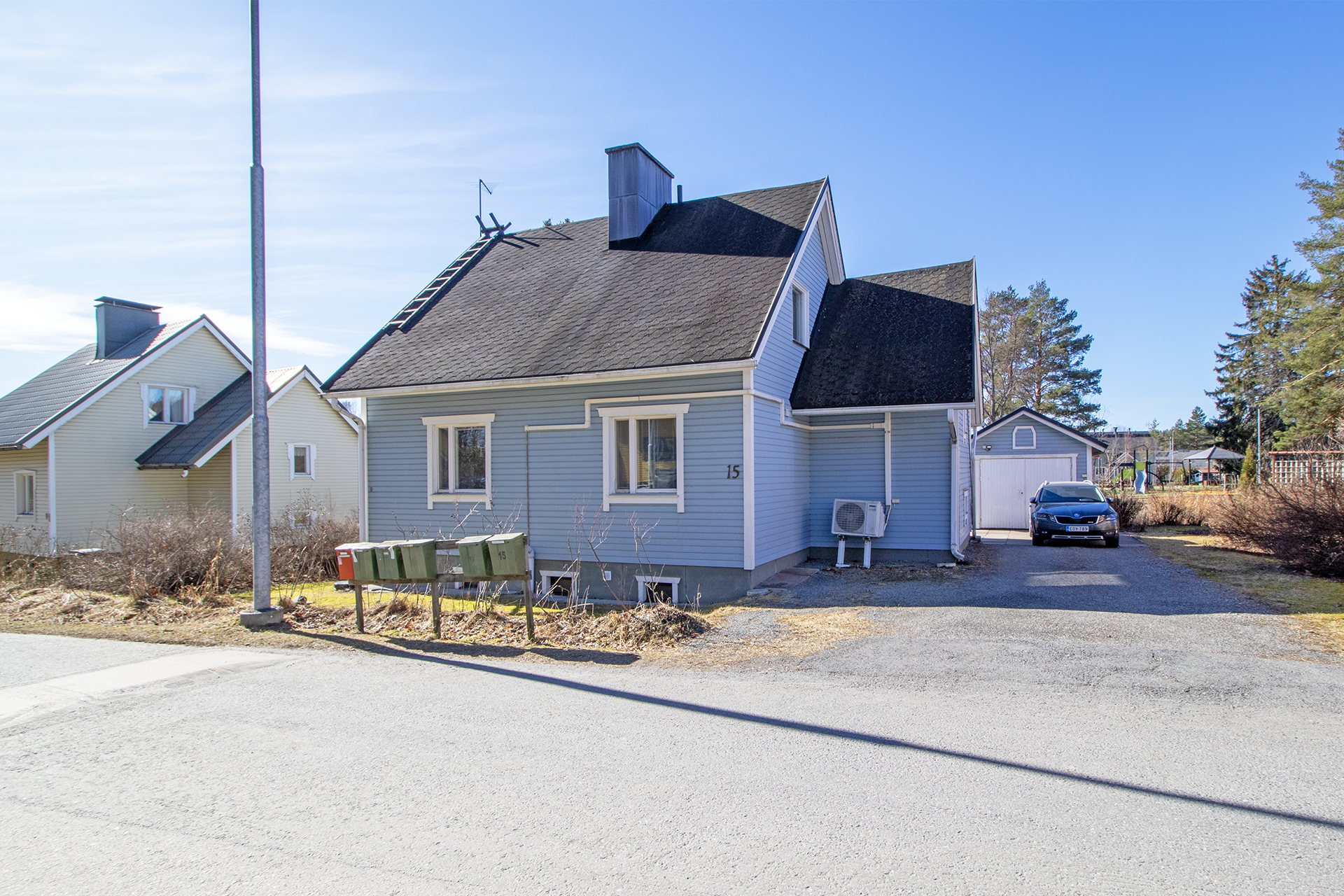 Kivikkotie 15, Särkiniemi, Kuopio