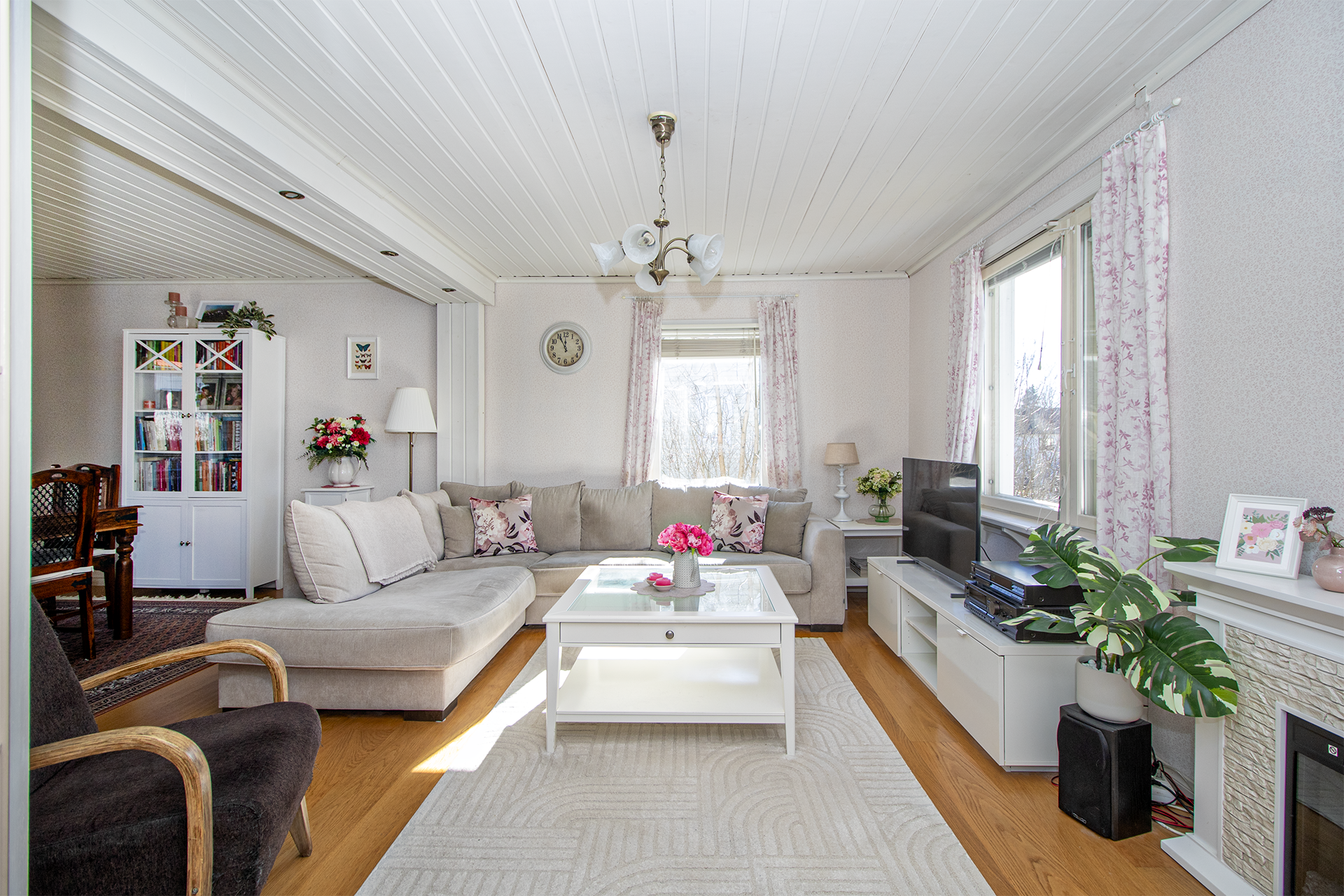 Kivikkotie 15, Särkiniemi, Kuopio