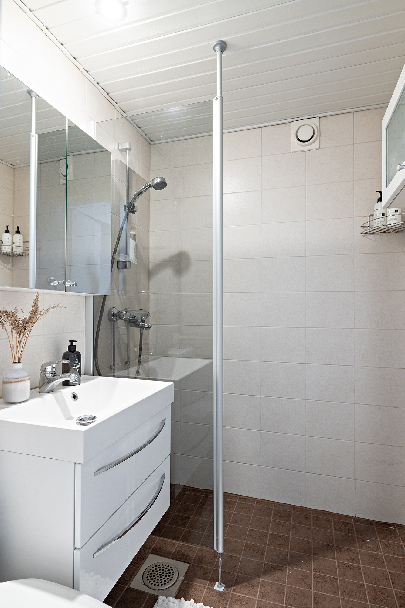 Koskitie 5, Tuira, Oulu