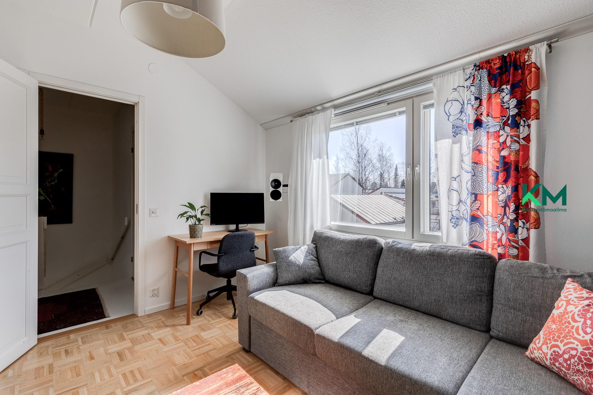 Käräjätuvankuja 2, Torpparinmäki, Helsinki