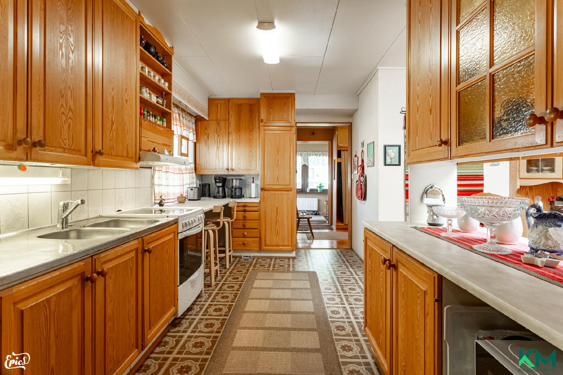 Poikkitie 10, Ryynikkä, Lempäälä