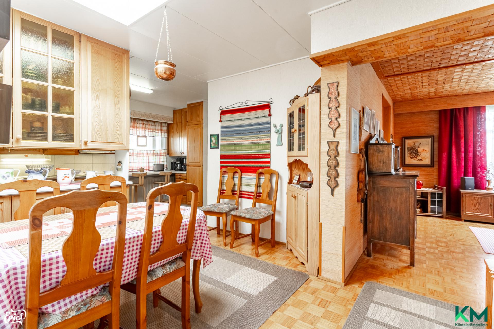 Poikkitie 10, Ryynikkä, Lempäälä