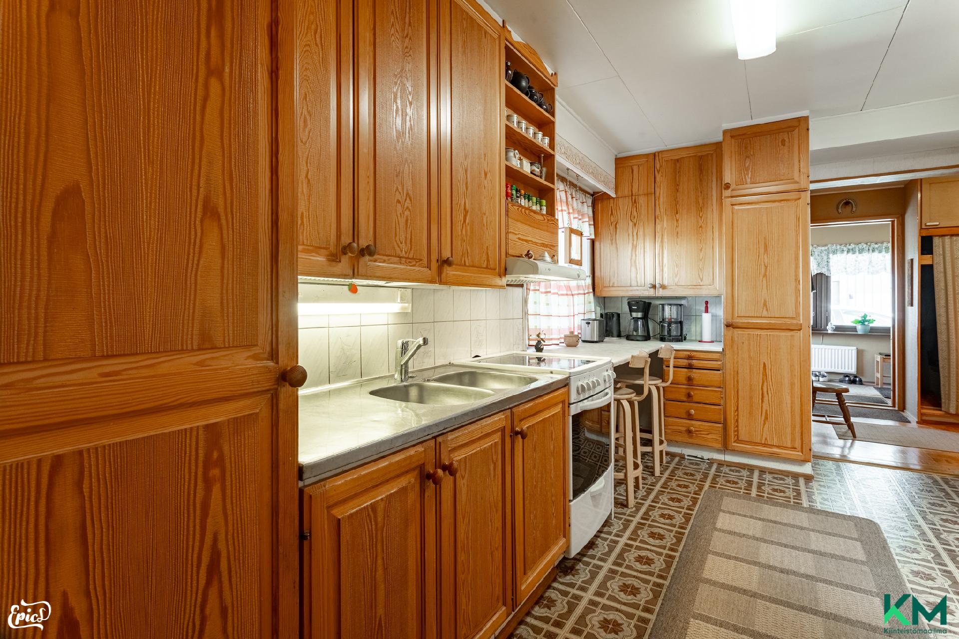 Poikkitie 10, Ryynikkä, Lempäälä