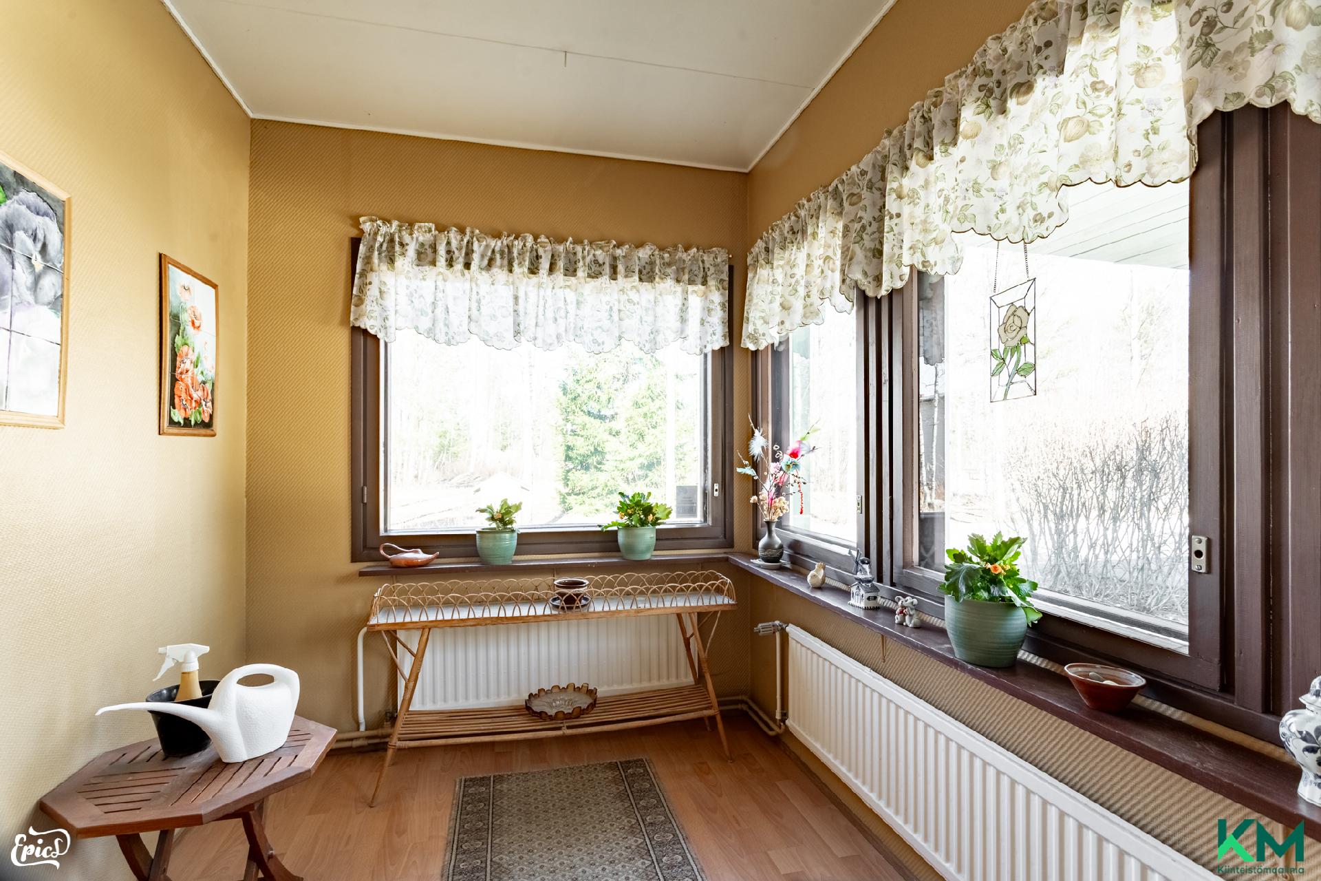 Poikkitie 10, Ryynikkä, Lempäälä