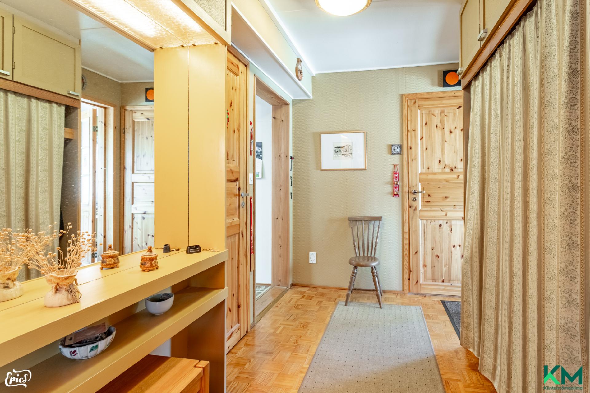 Poikkitie 10, Ryynikkä, Lempäälä