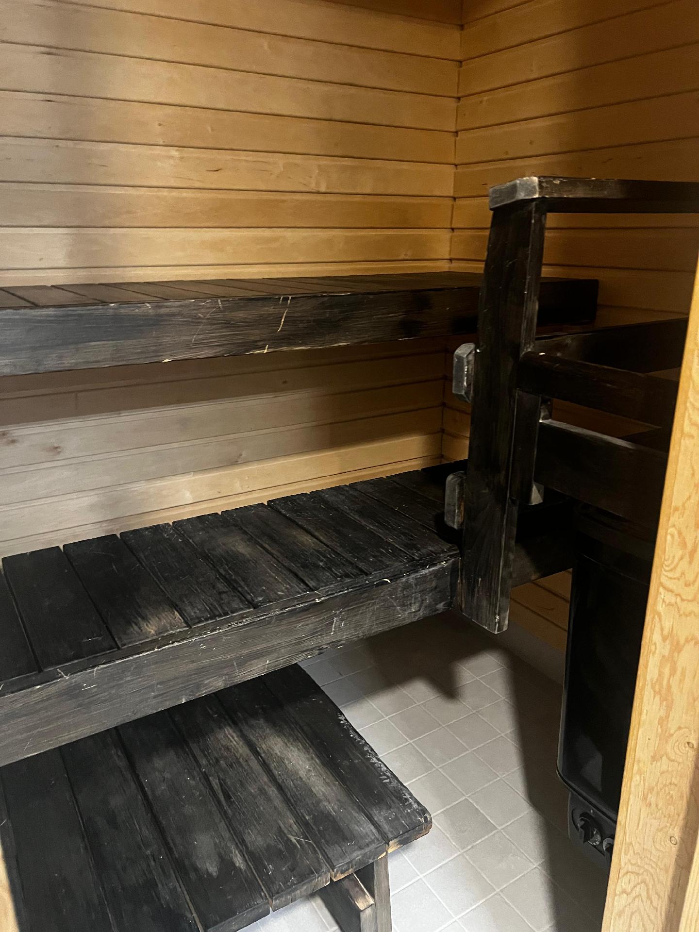 Asunnon sauna