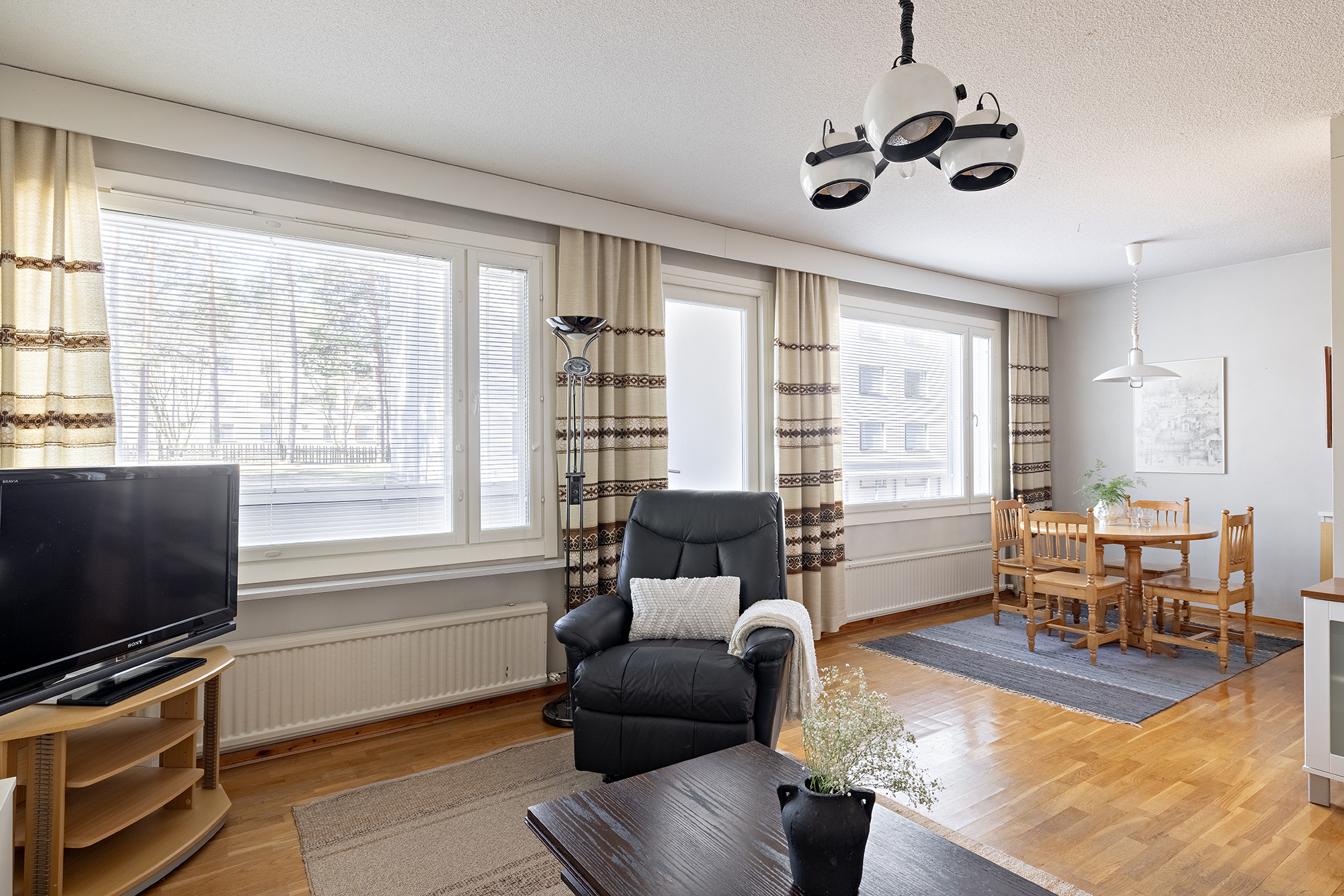 Nuolihaukantie 6, Kaukovainio, Oulu