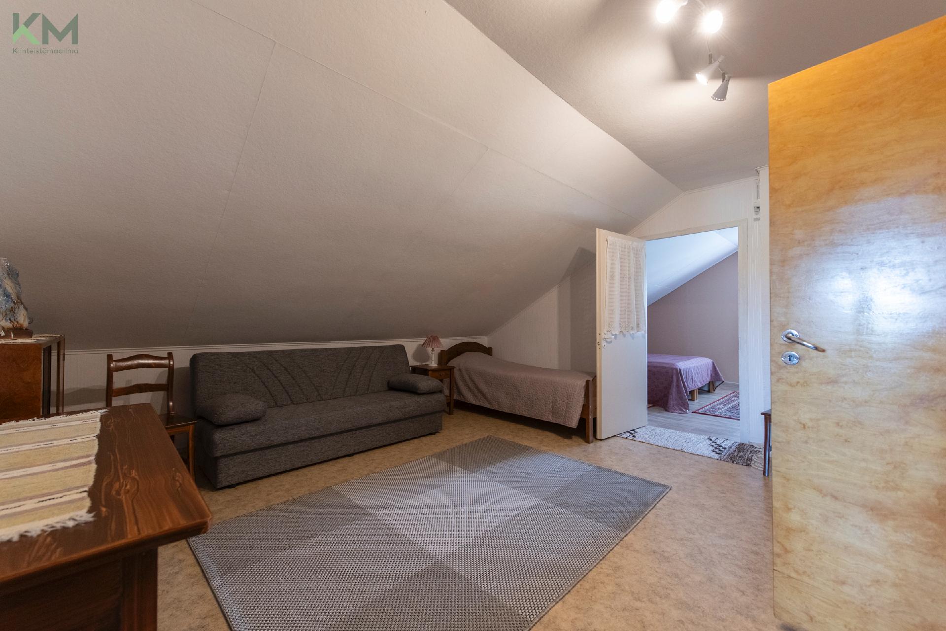 Niinistöntie 80, Juonenkylä, Kurikka