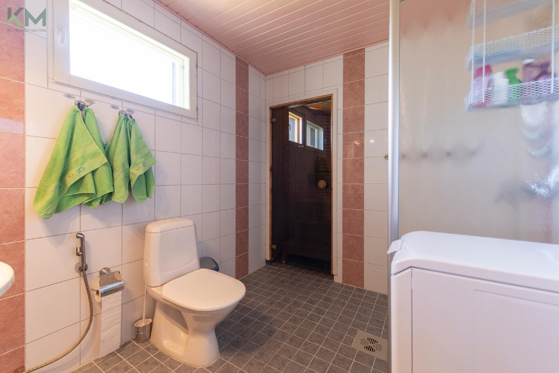 Niinistöntie 80, Juonenkylä, Kurikka