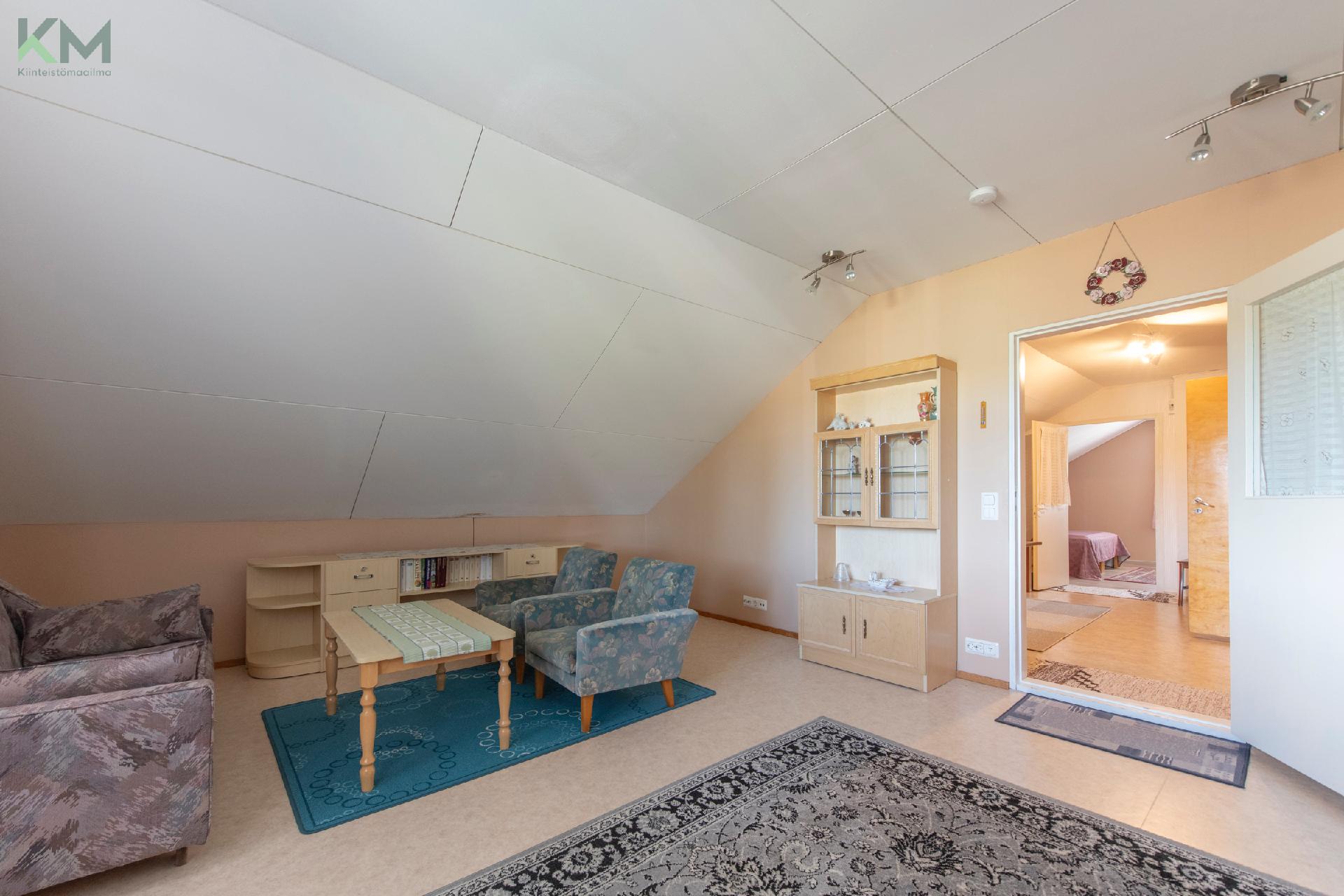 Niinistöntie 80, Juonenkylä, Kurikka