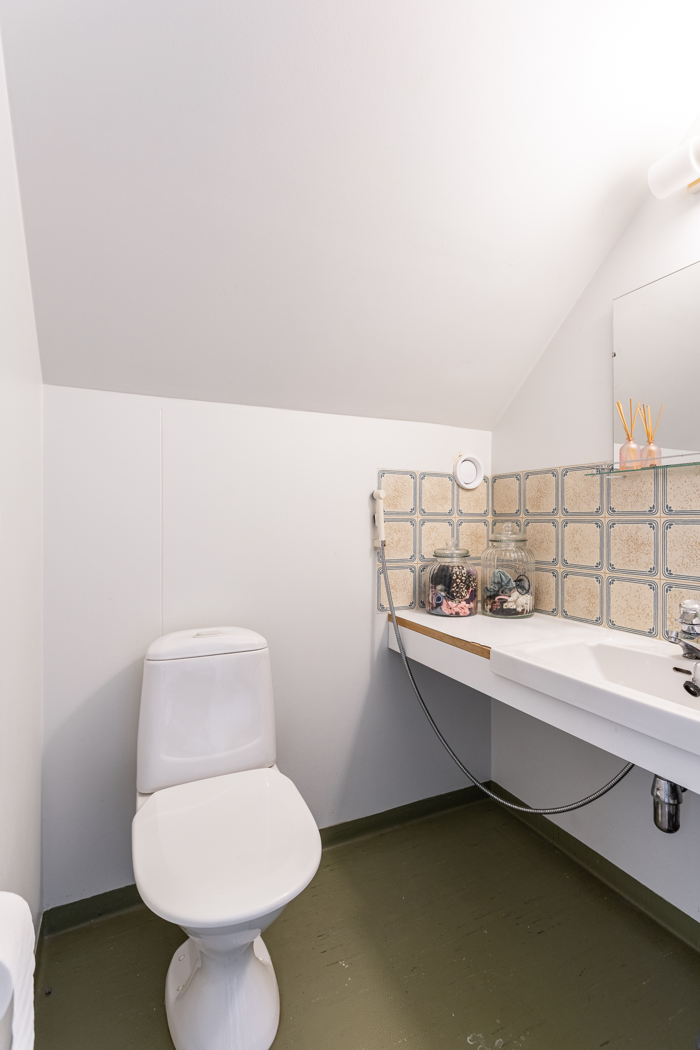 Yläkerran wc