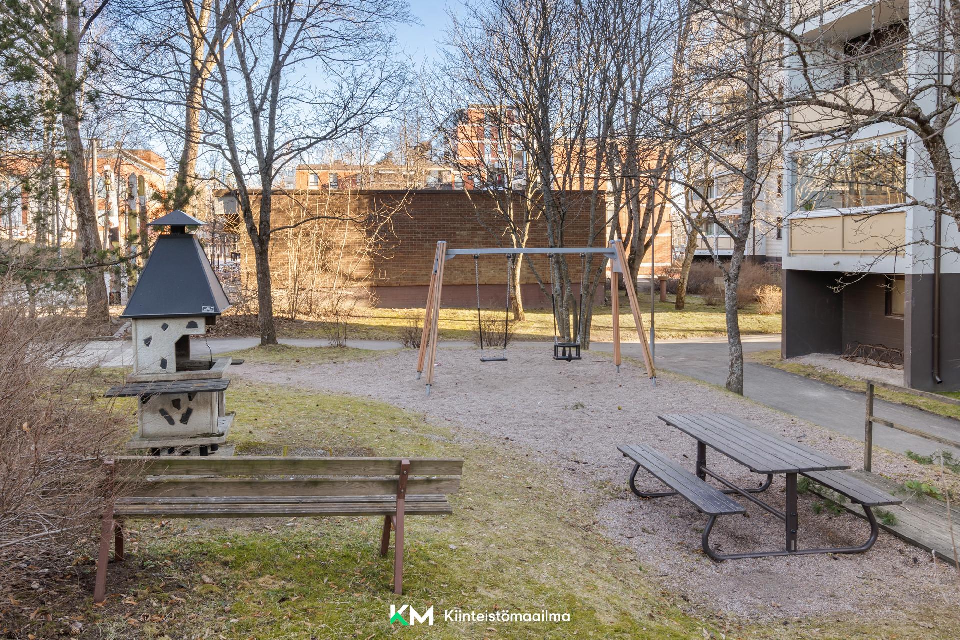 Myyrmäentie 6, Myyrmäki, Vantaa