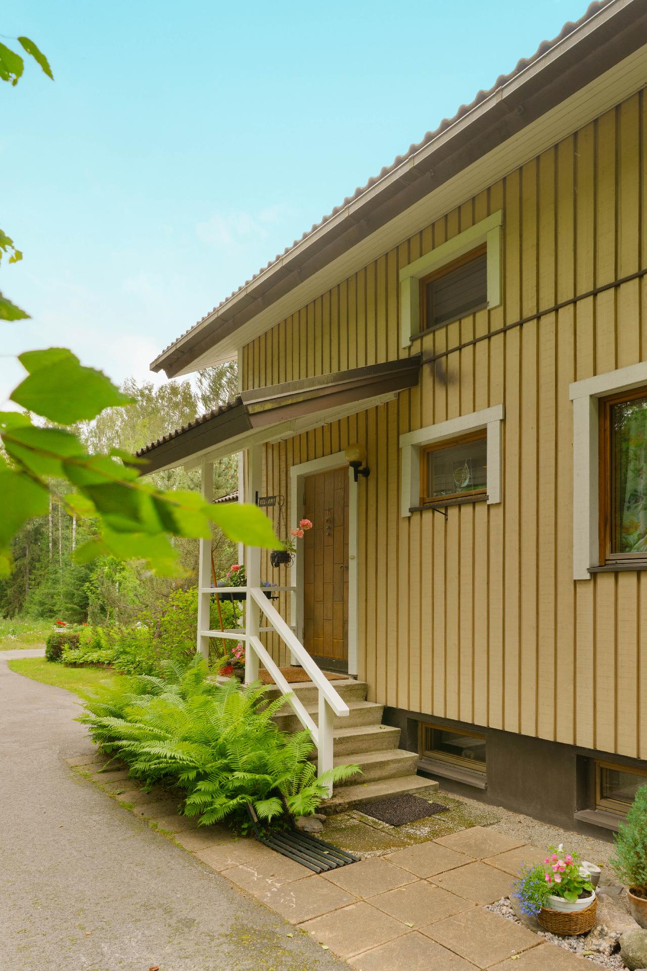 Santakuopantie 16, Lapinkylä, Vantaa