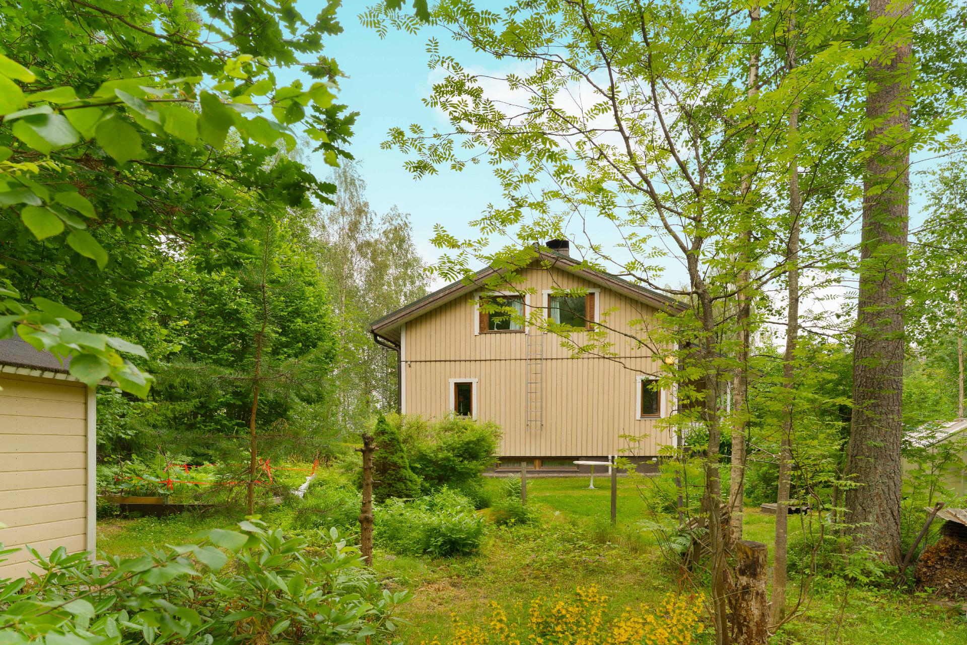 Santakuopantie 16, Lapinkylä, Vantaa