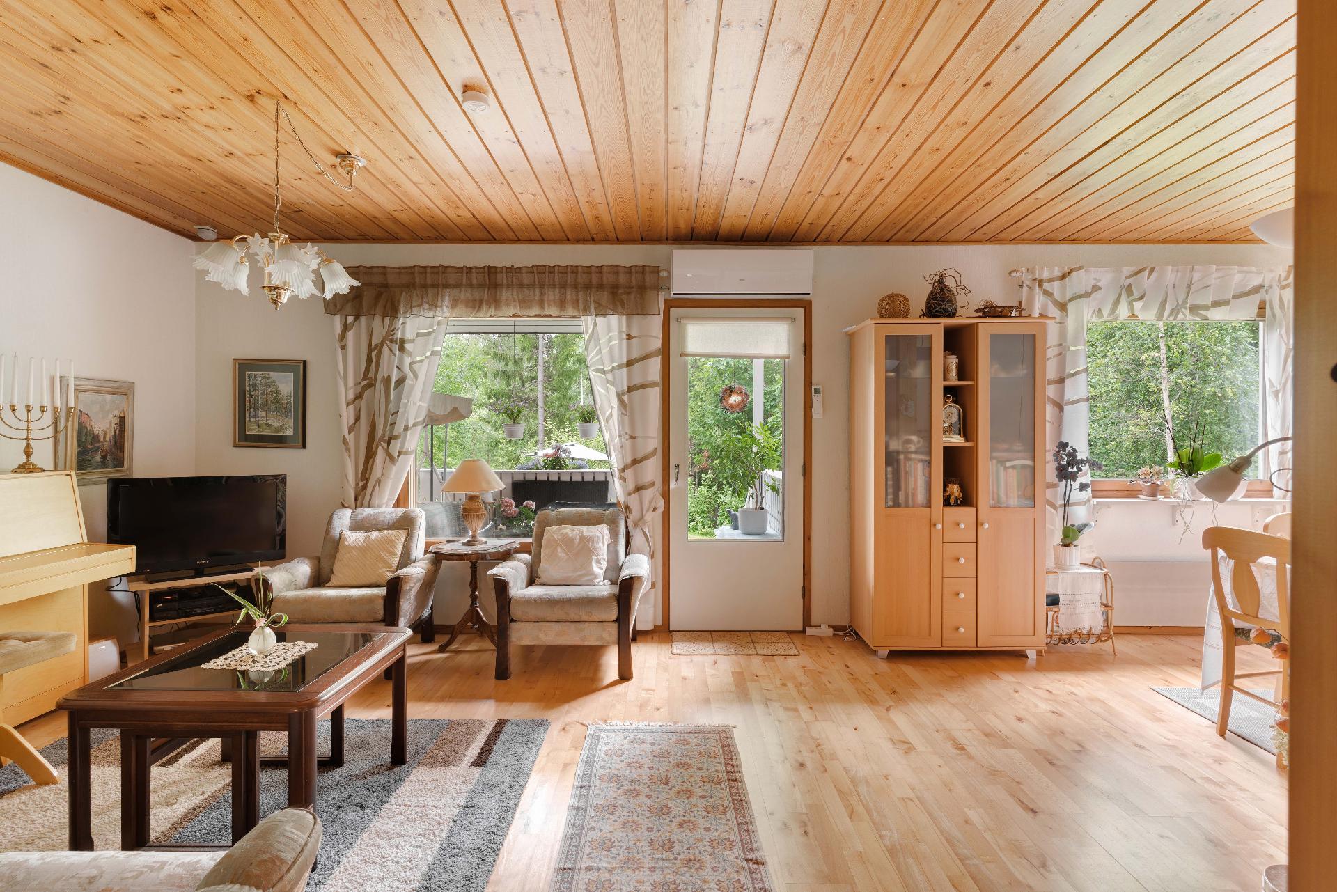 Santakuopantie 16, Lapinkylä, Vantaa