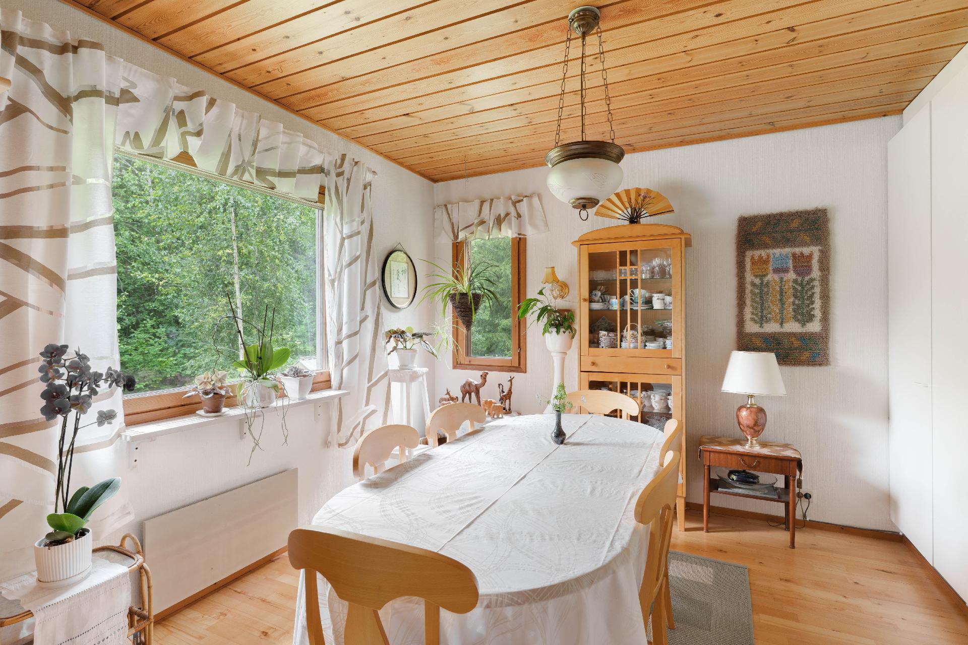 Santakuopantie 16, Lapinkylä, Vantaa