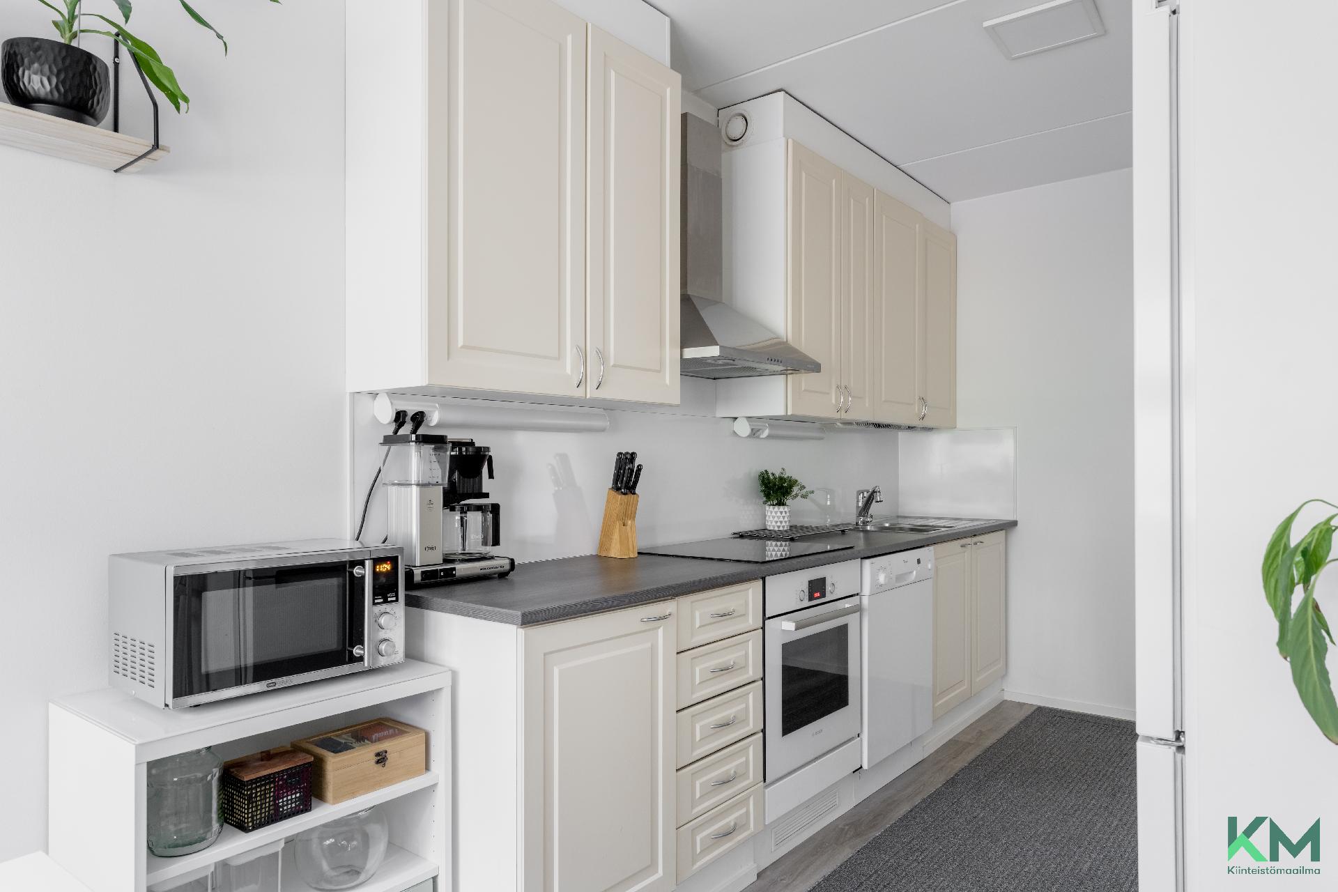 Veteraanikuja 3, Kurkimäki, Helsinki