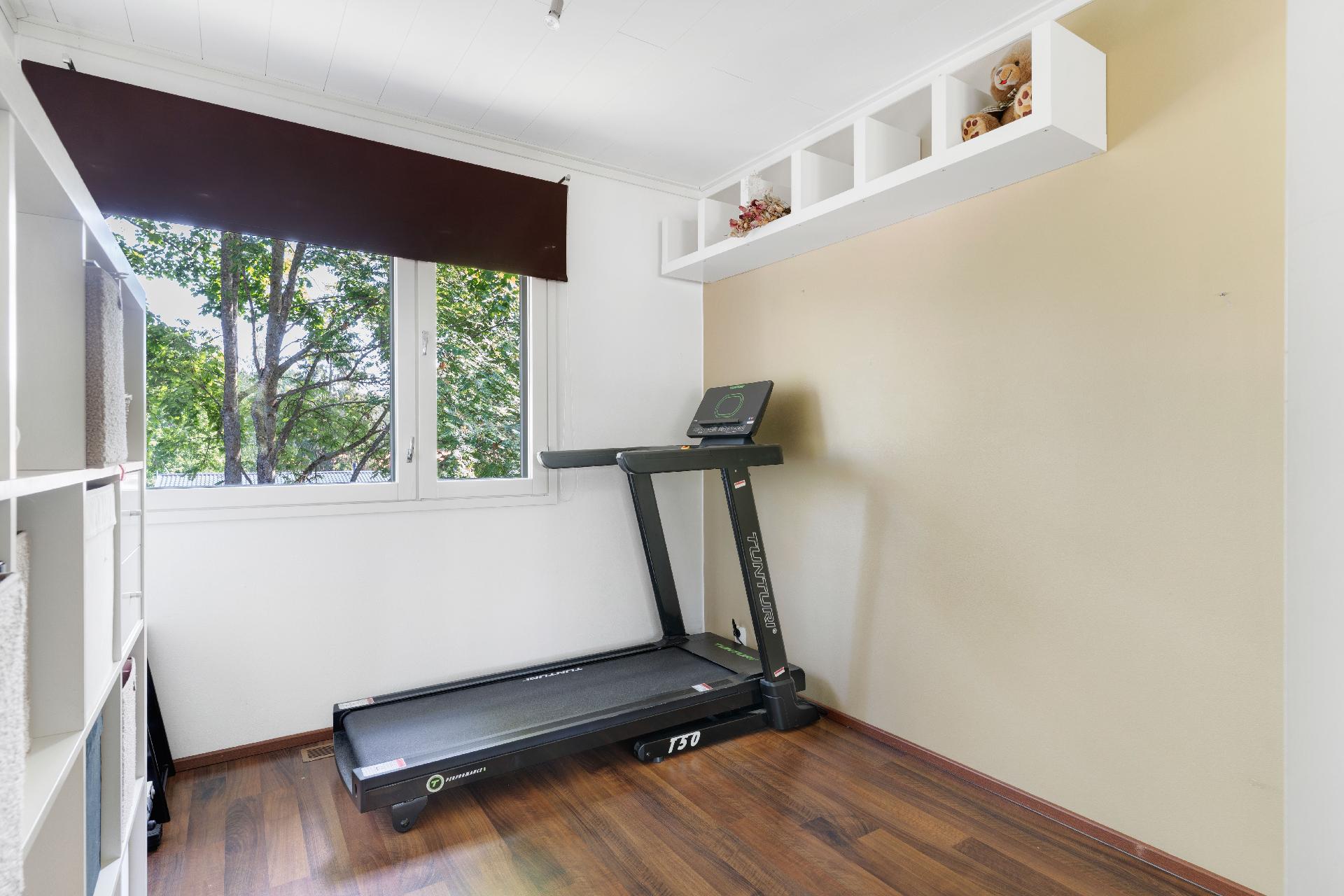 Pähkinänsärkijä 8, Pähkinärinne, Vantaa