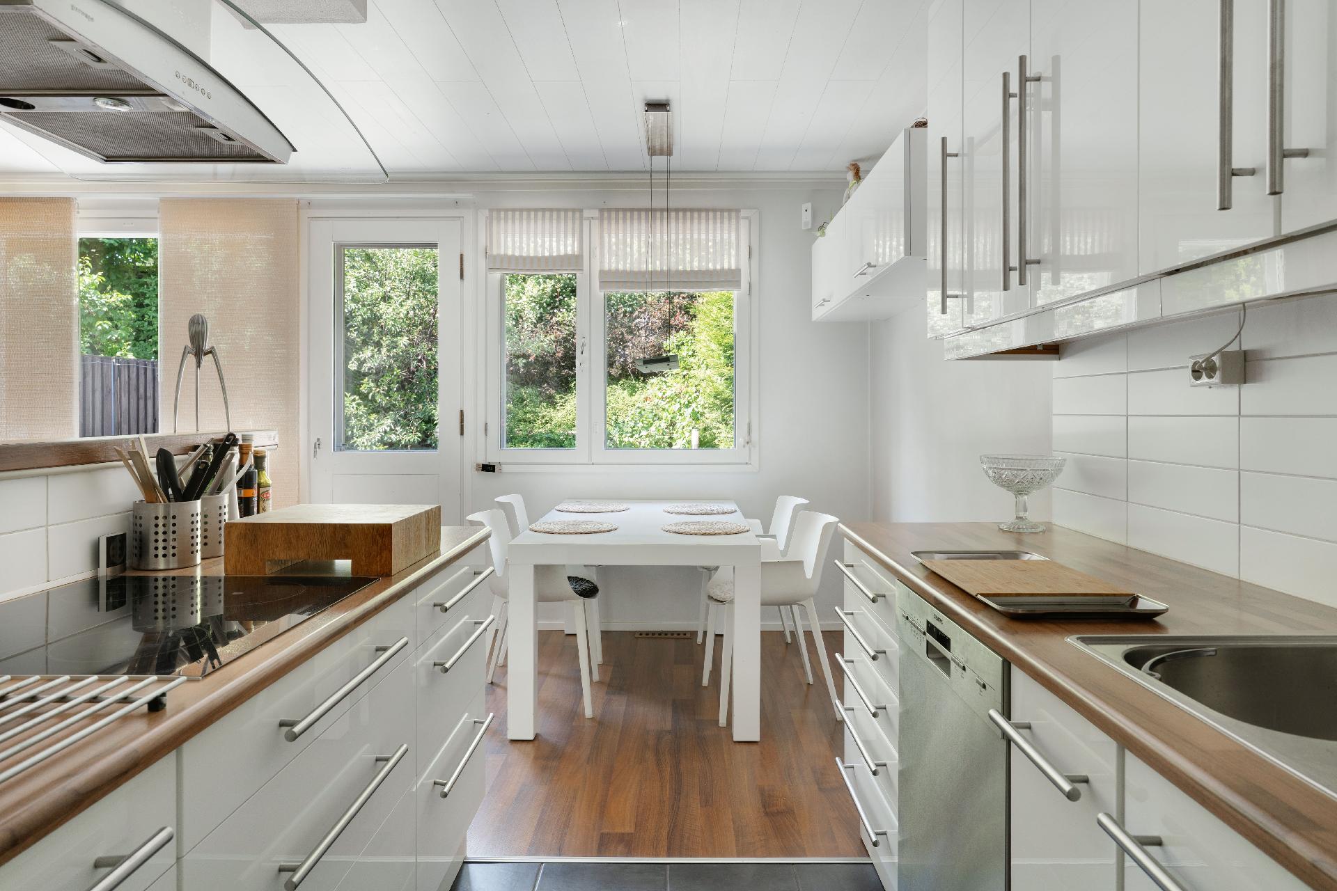 Pähkinänsärkijä 8, Pähkinärinne, Vantaa