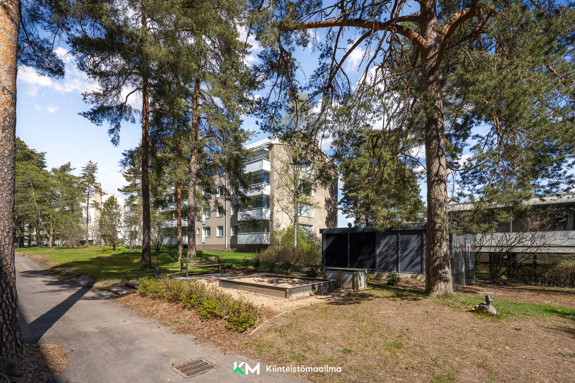 Luuvaniementie 3, Niemenmäki, Helsinki