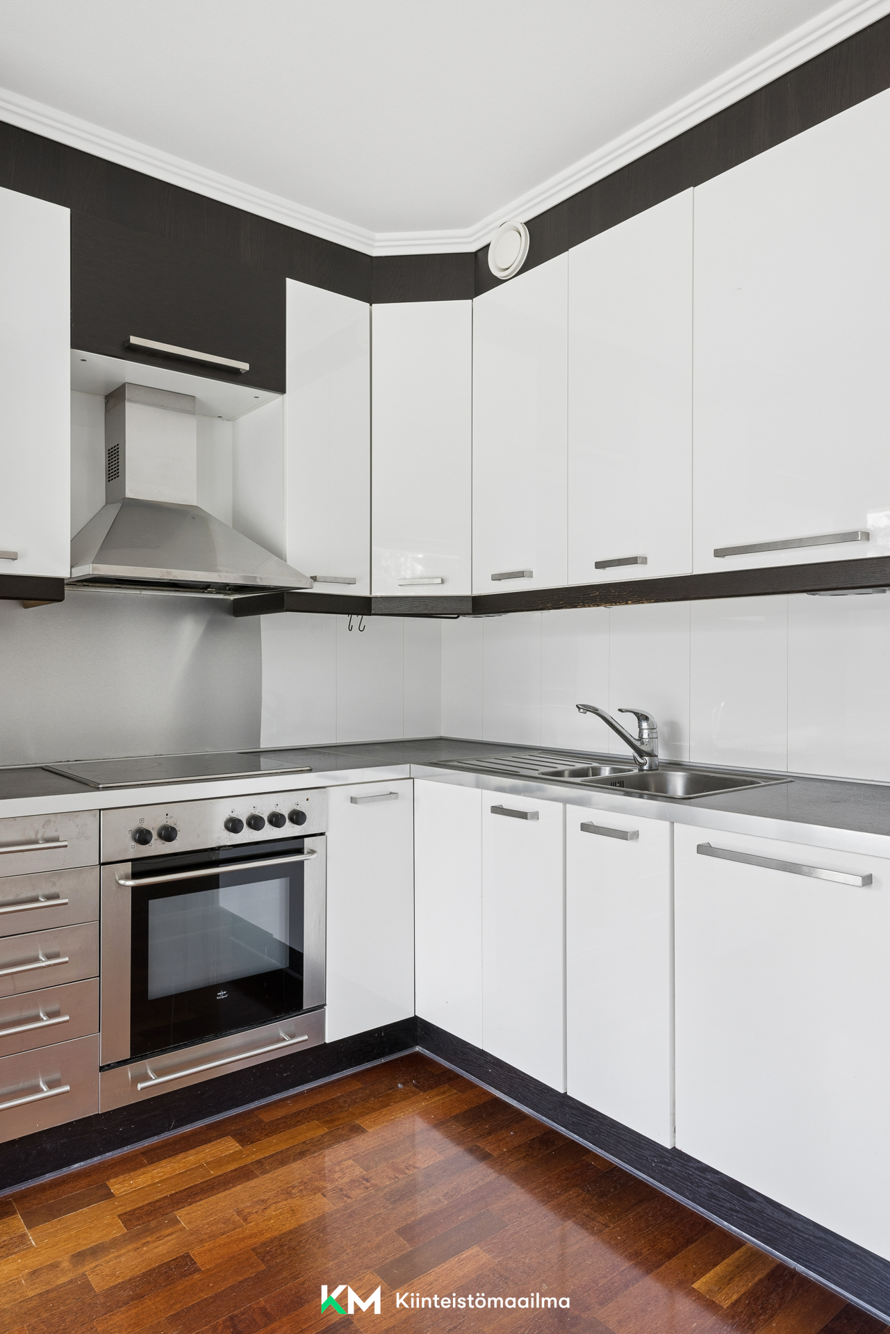 Luuvaniementie 3, Niemenmäki, Helsinki