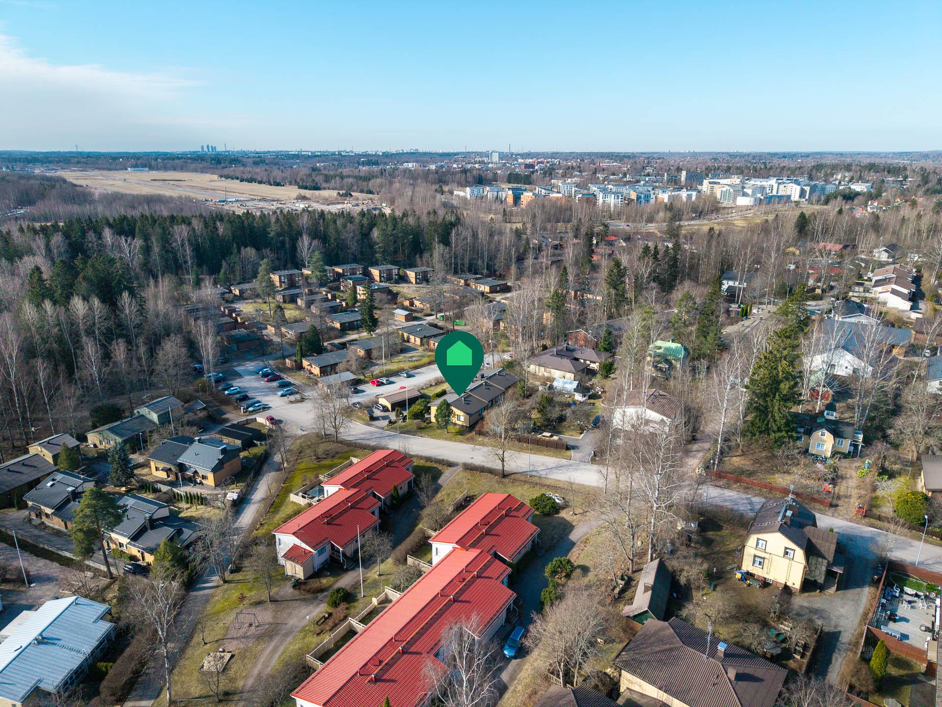 Läksyrinne 25, Puistola, Helsinki